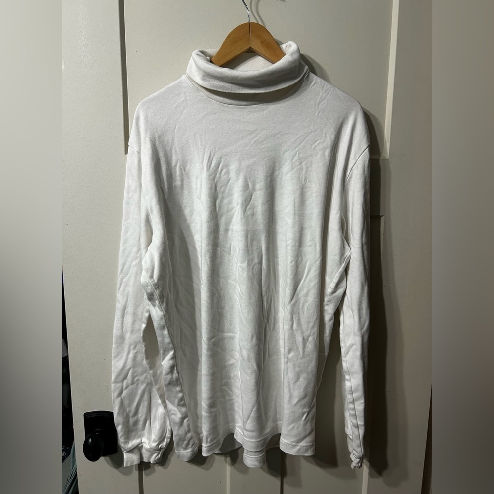 Bogner White Base layer Turtleneck long sleeve ski snowboard Top men’s